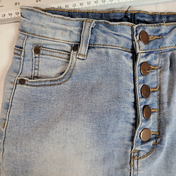 Girls Denim Skirt Upcycled Button Up Stretch Blue Denim. PARTY Christmas  size 6 - Picture 9 of 12